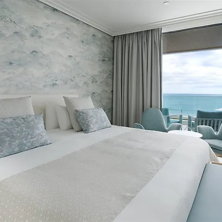 Lava Hotel 5*