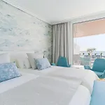 Lava Hotel 5*