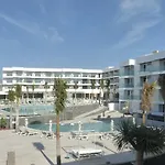 Ξενοδοχείο Lava