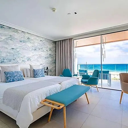 Lava Hotel 5*