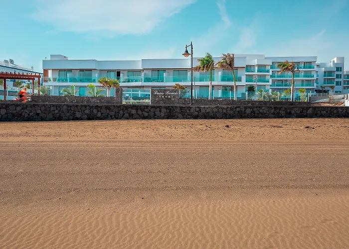 Lava Puerto del Carmen (Lanzarote)