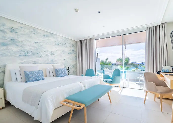 Lava 5* Puerto del Carmen (Lanzarote)